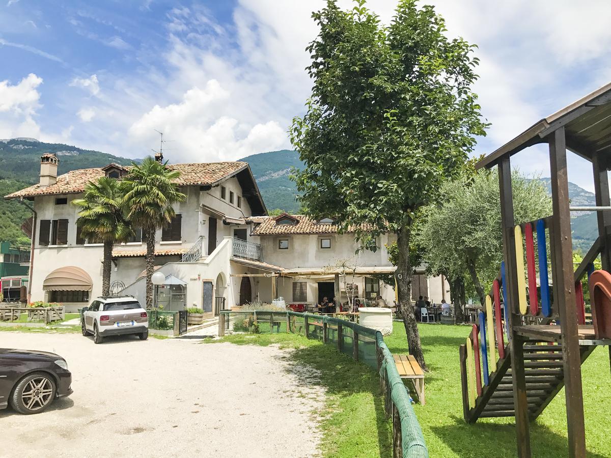 Locanda Dal Barba Villa Lagarina Exterior photo